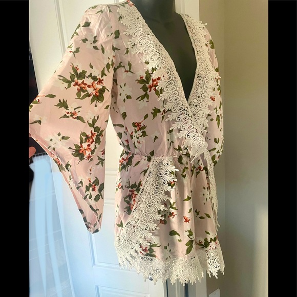 💥 sexy crochet trim romper - Picture 1 of 8